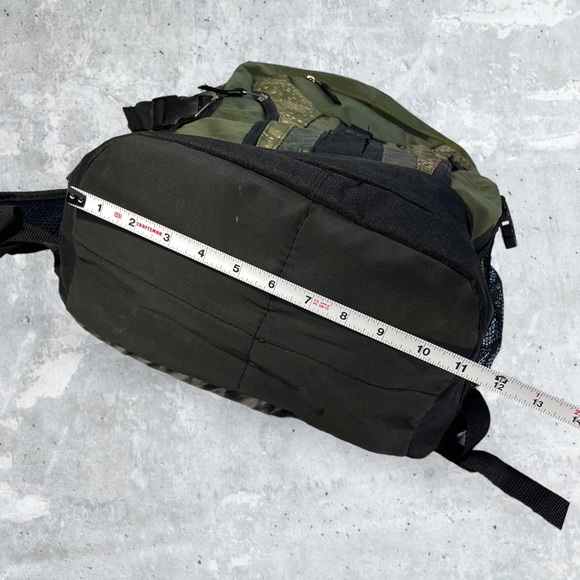 Green Camouflage Backpack Camo - Picture 10 of 16